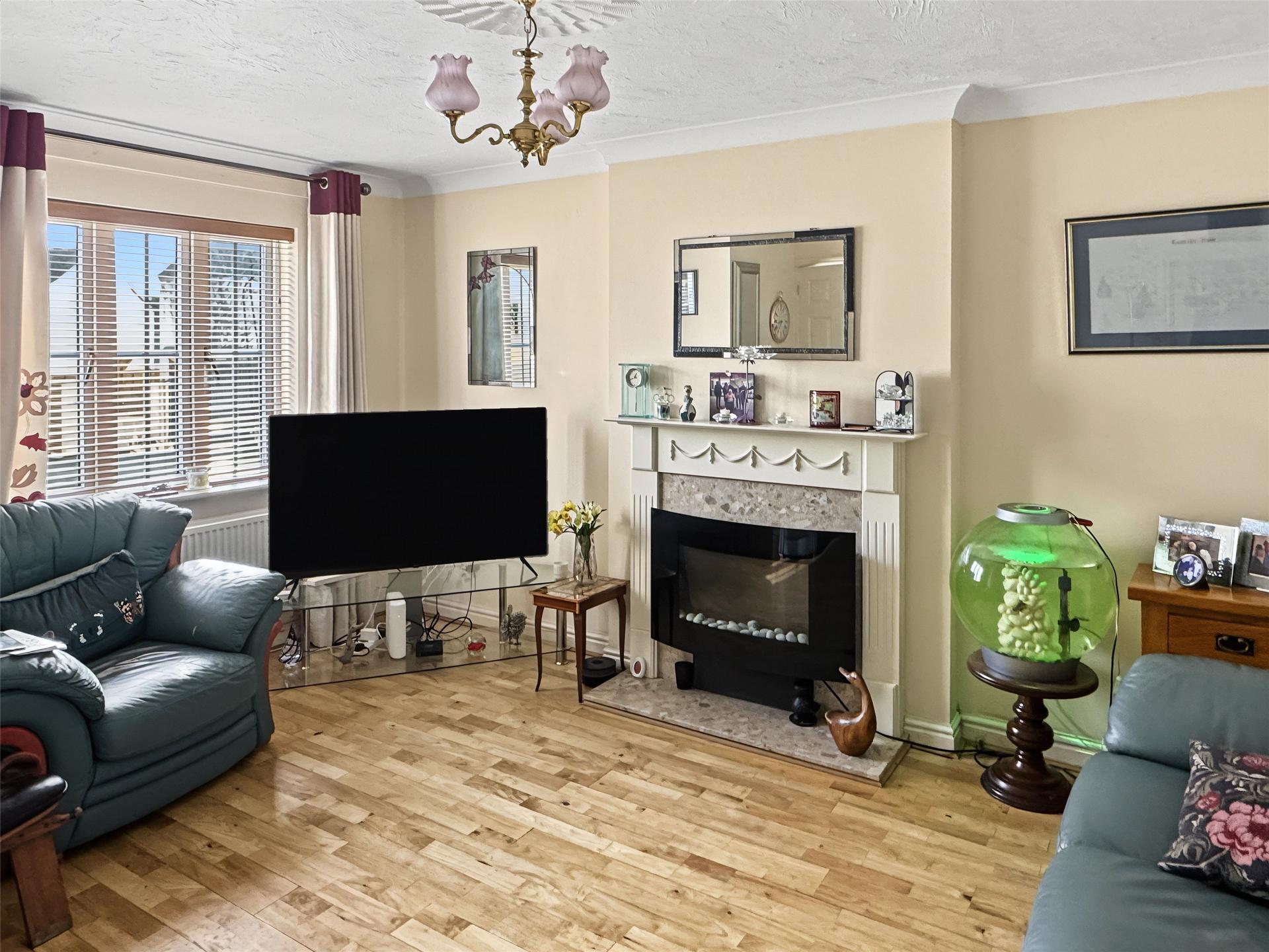 property-img