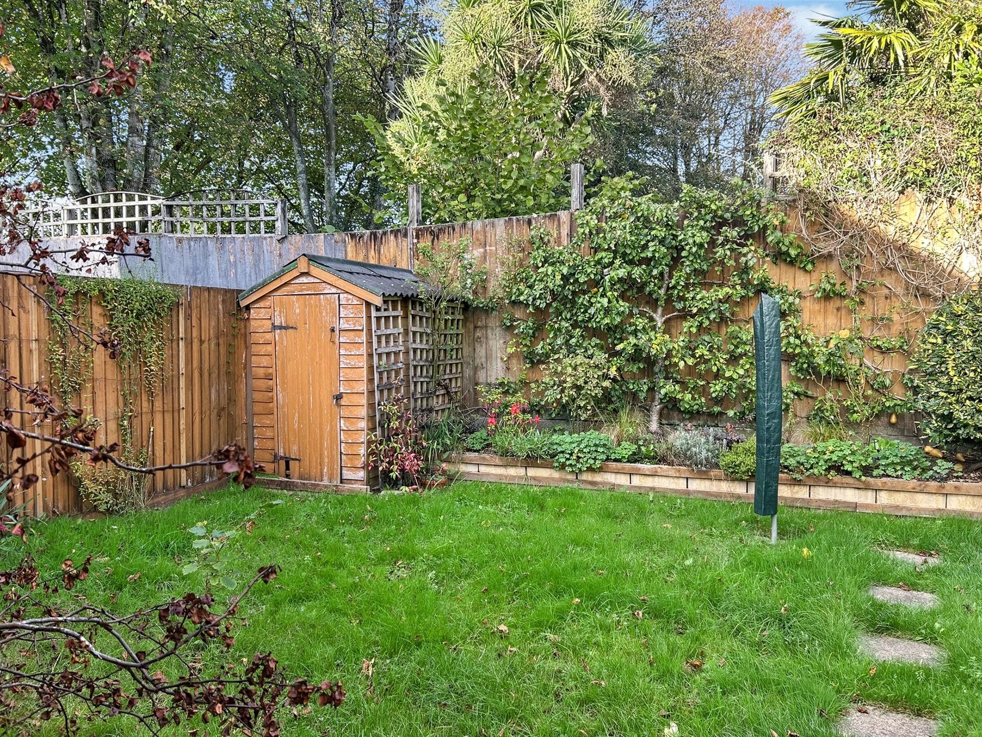 property-img