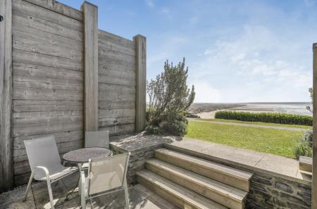 1437080-14-69c7cf...