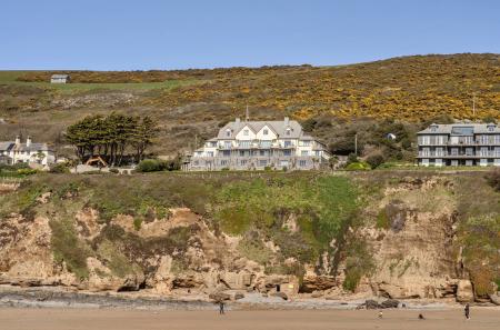 1437080-20-69c7d0...