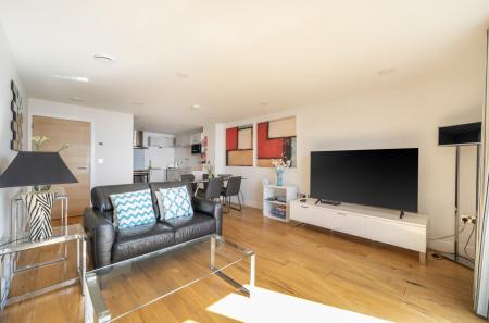 1437080-4-69c7cf9...