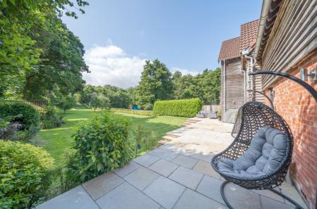 1334149-1-6891e00...