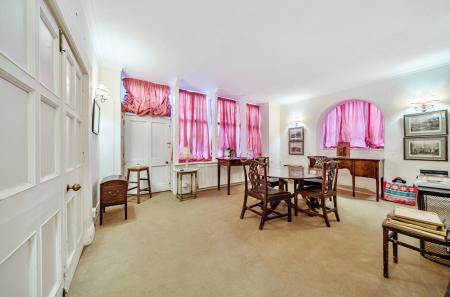 1358394-10-68d3f5...