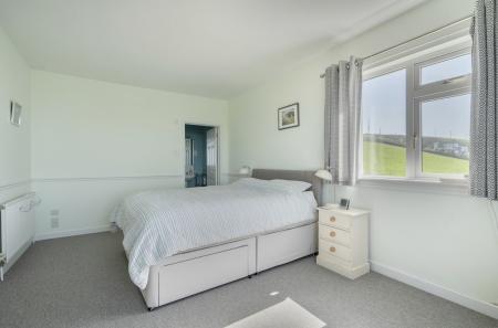 1440968-8-69d6581...