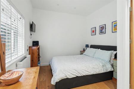 Annexe Bed 1