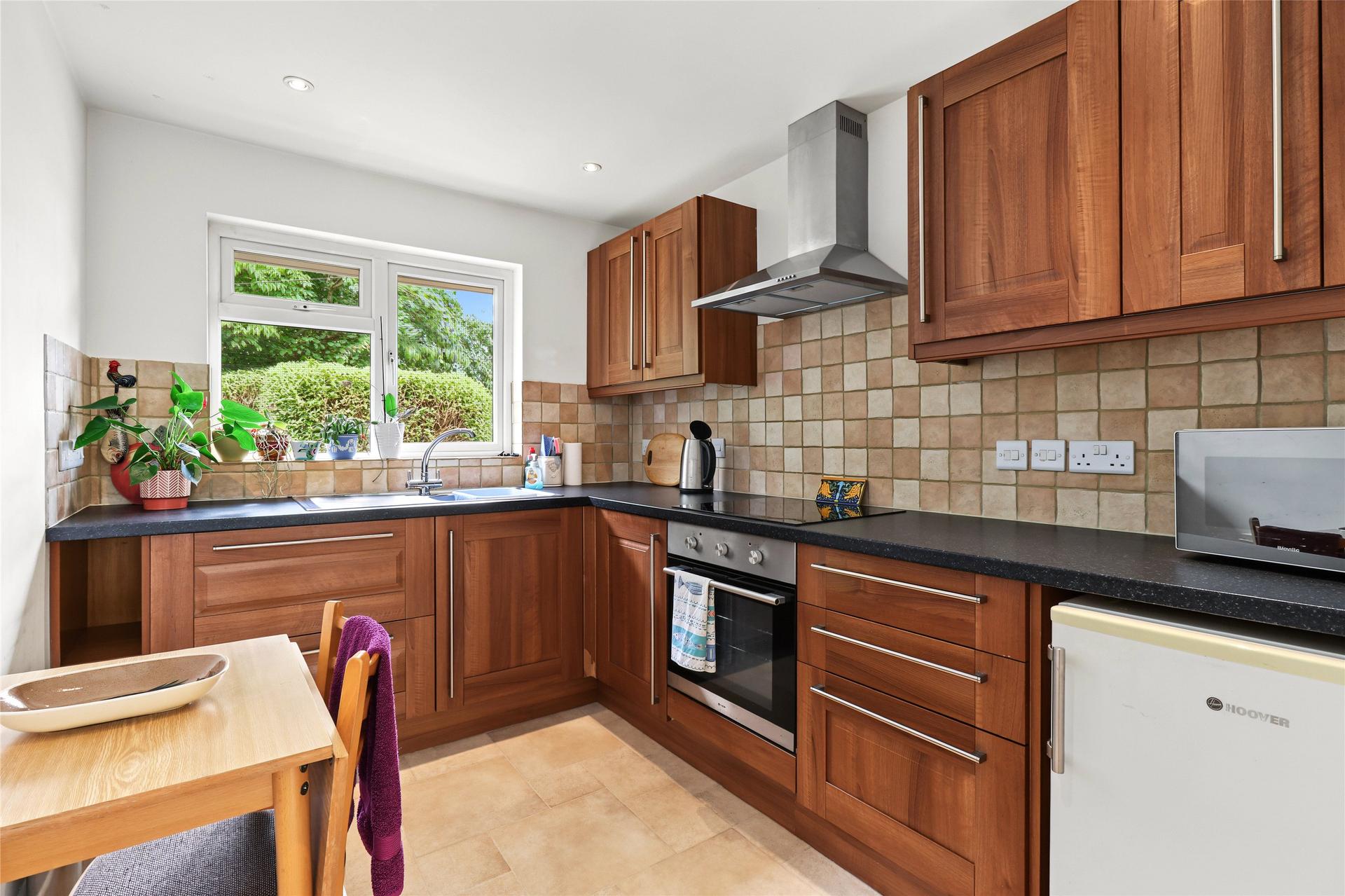 property-img