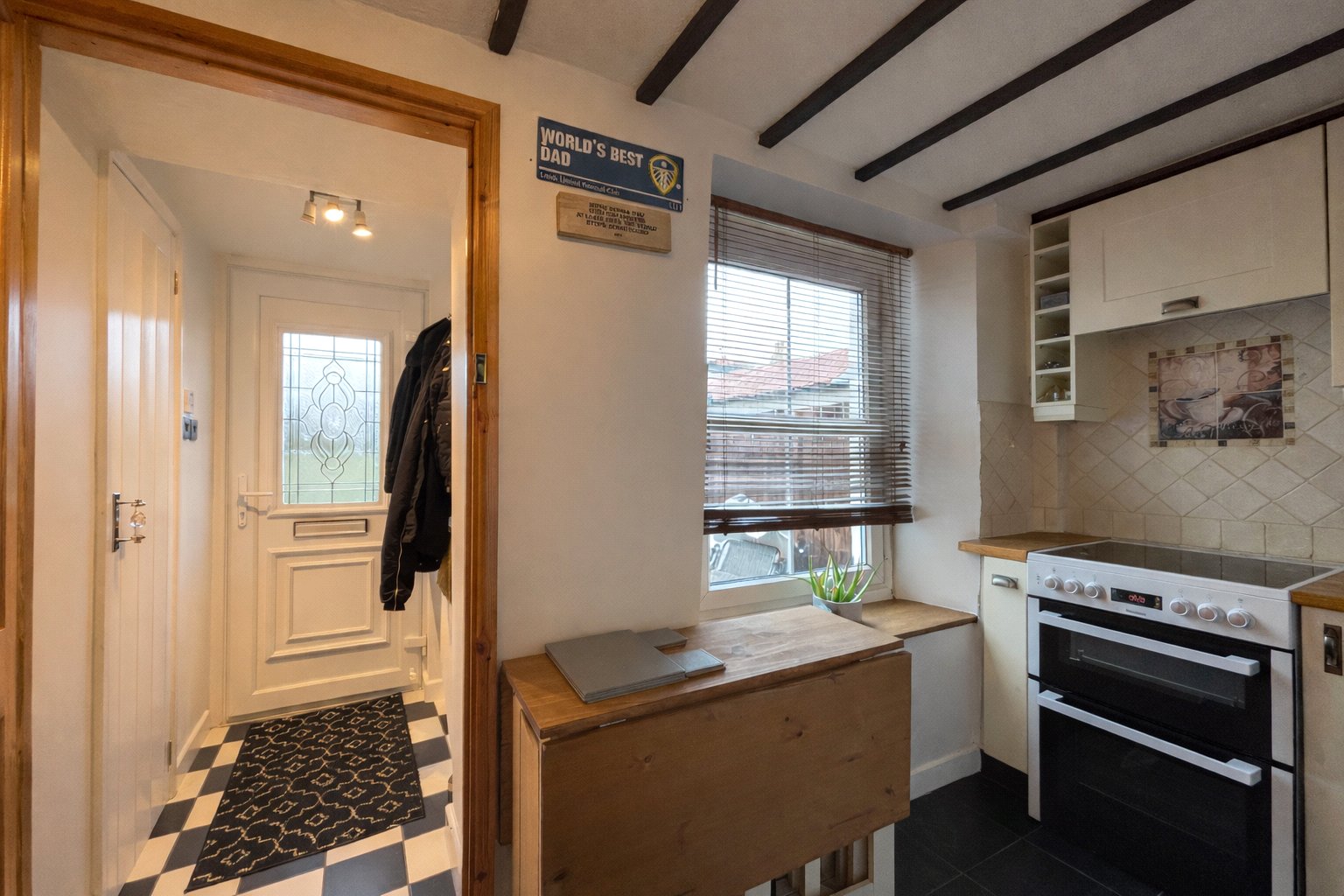 property-img