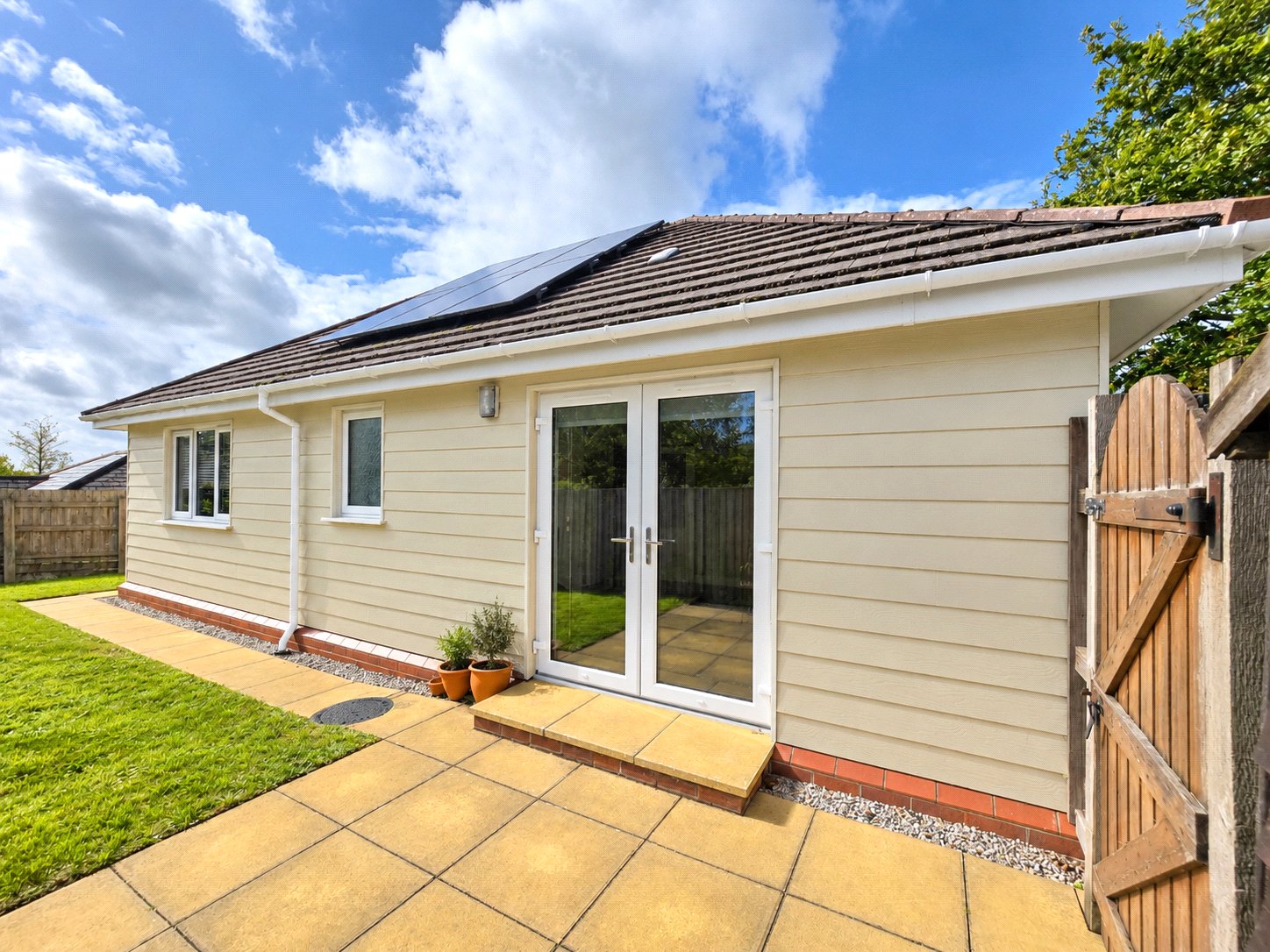 property-img