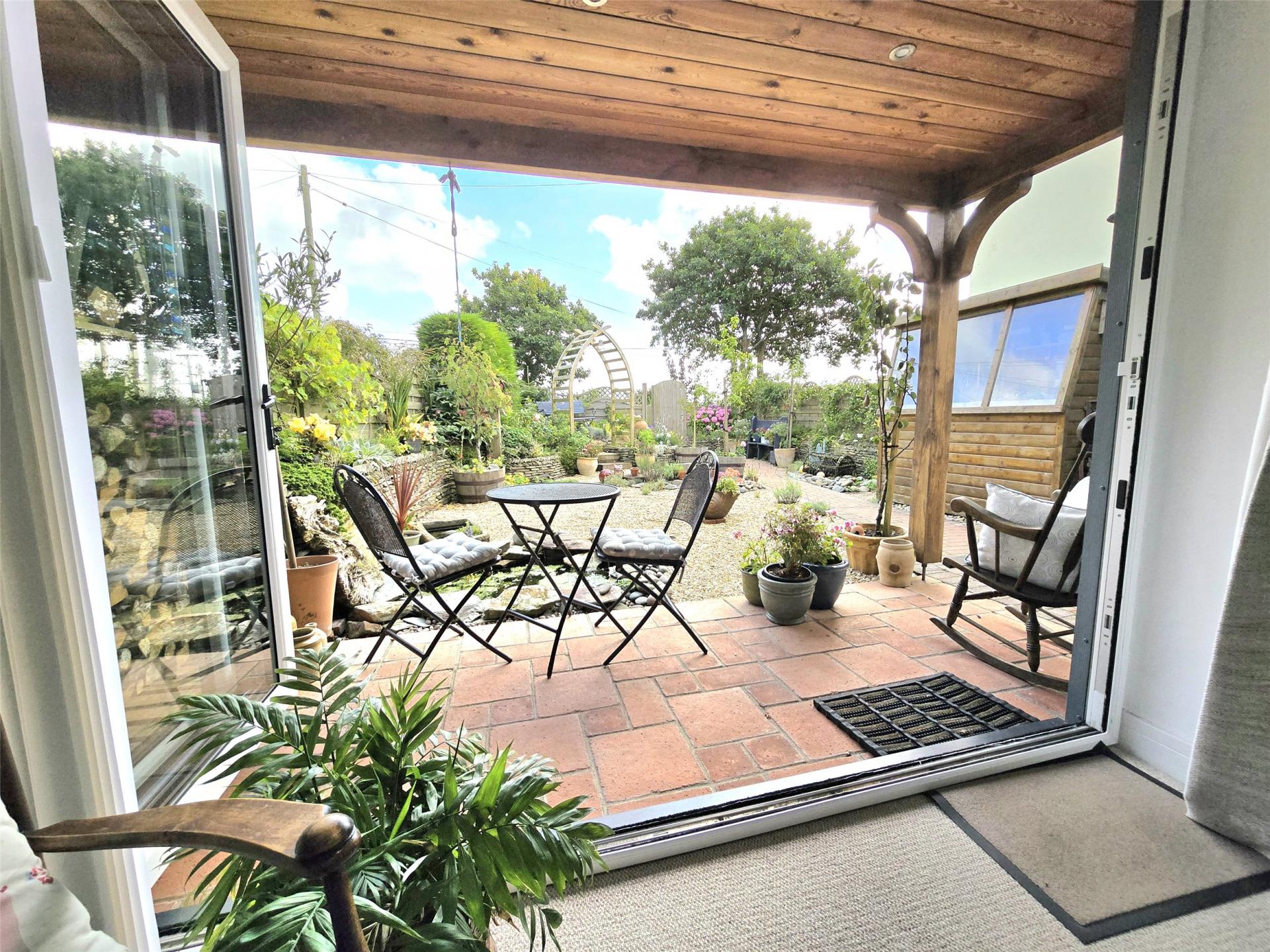 property-img