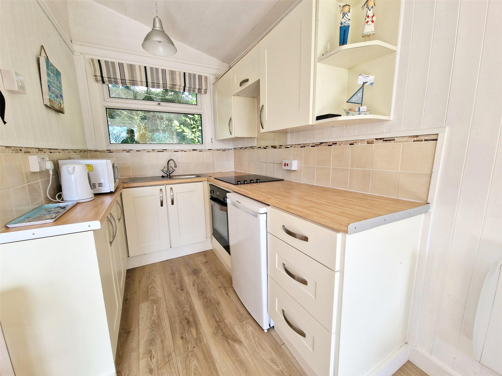 property-img
