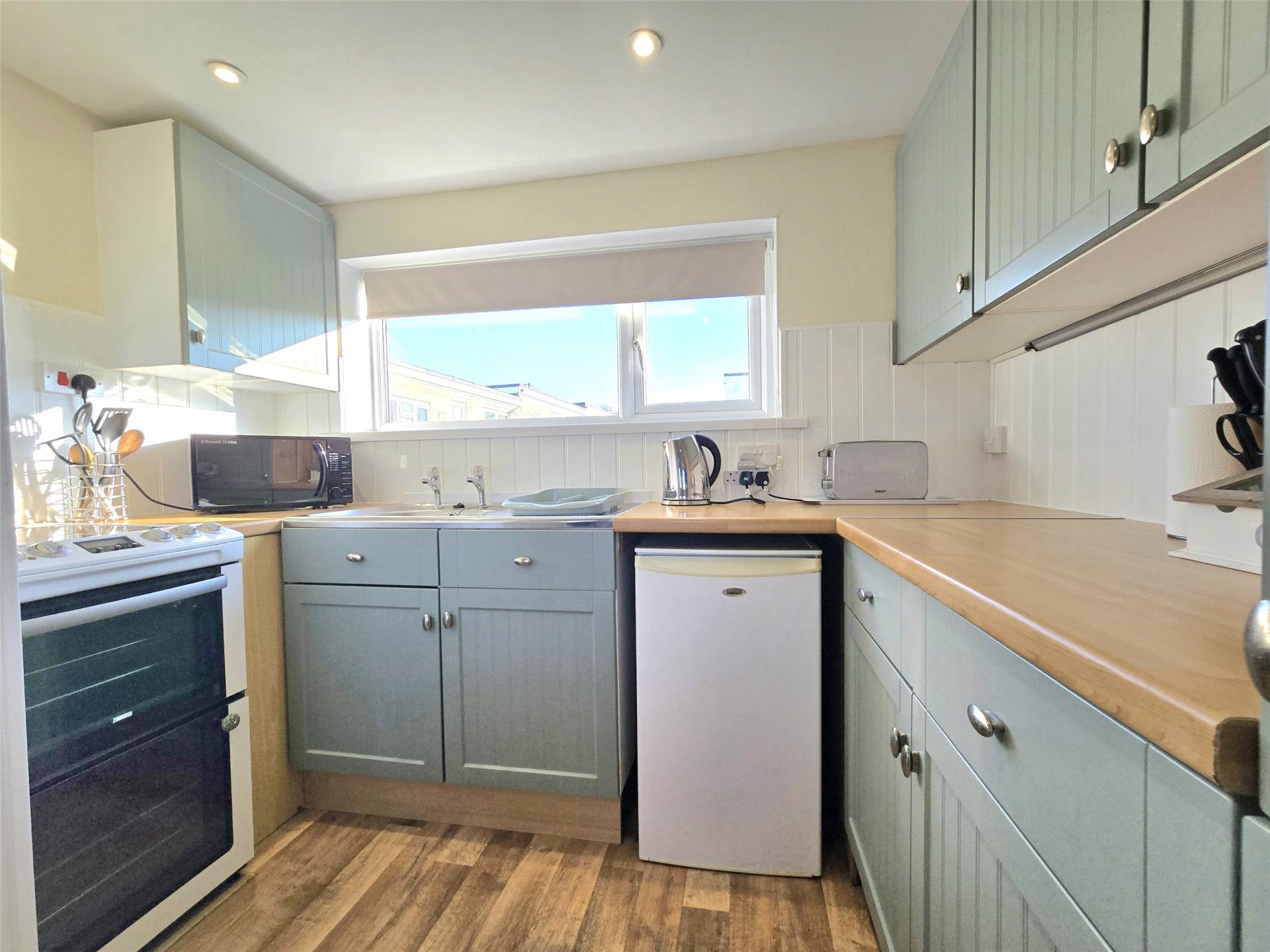 property-img