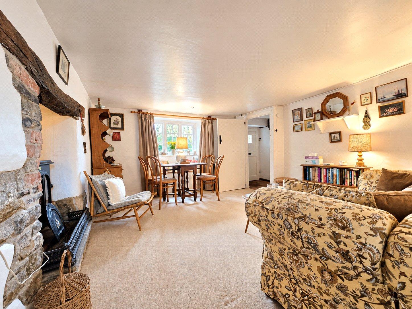 property-img