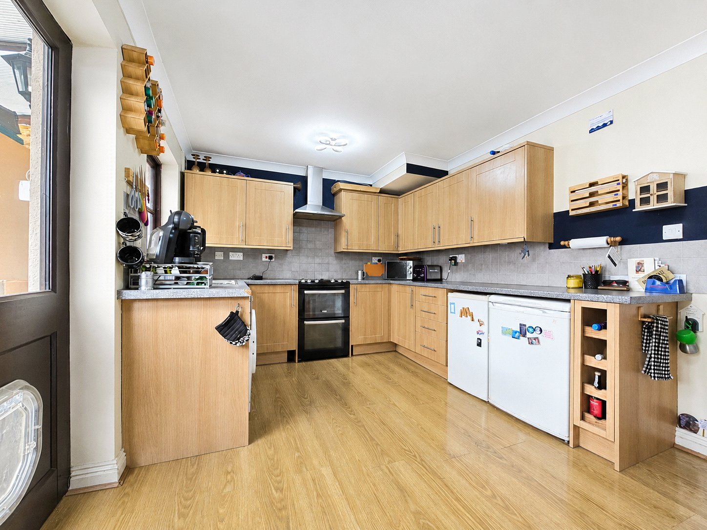 property-img