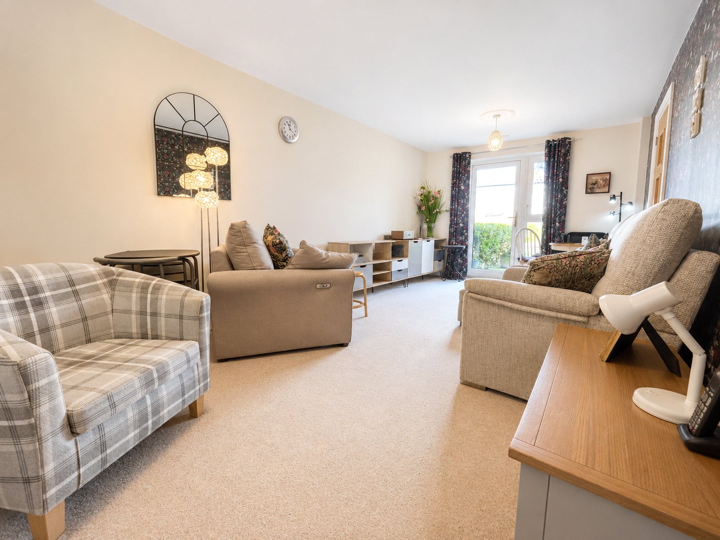 property-img