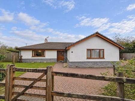 Trehaze-Na-Close, Marshgate, Camelford, Cornwall, PL32 - Webbers