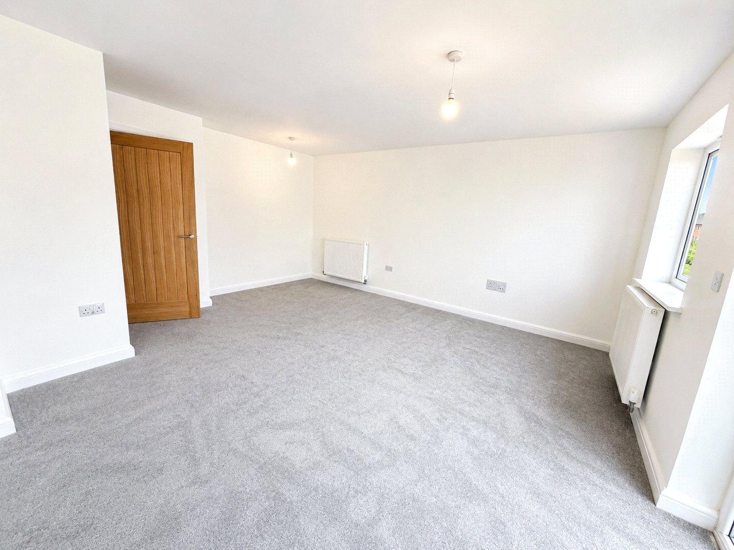 property-img