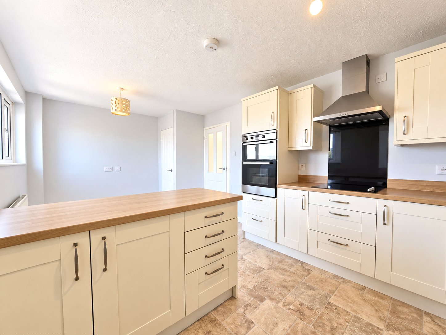 property-img