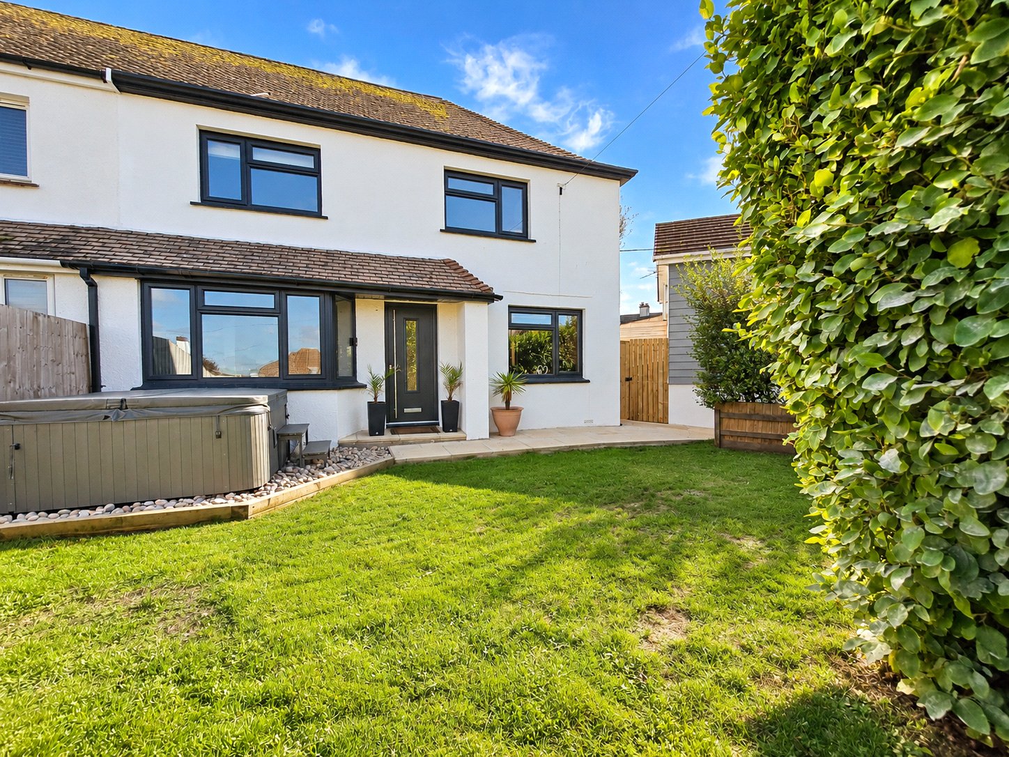 property-img