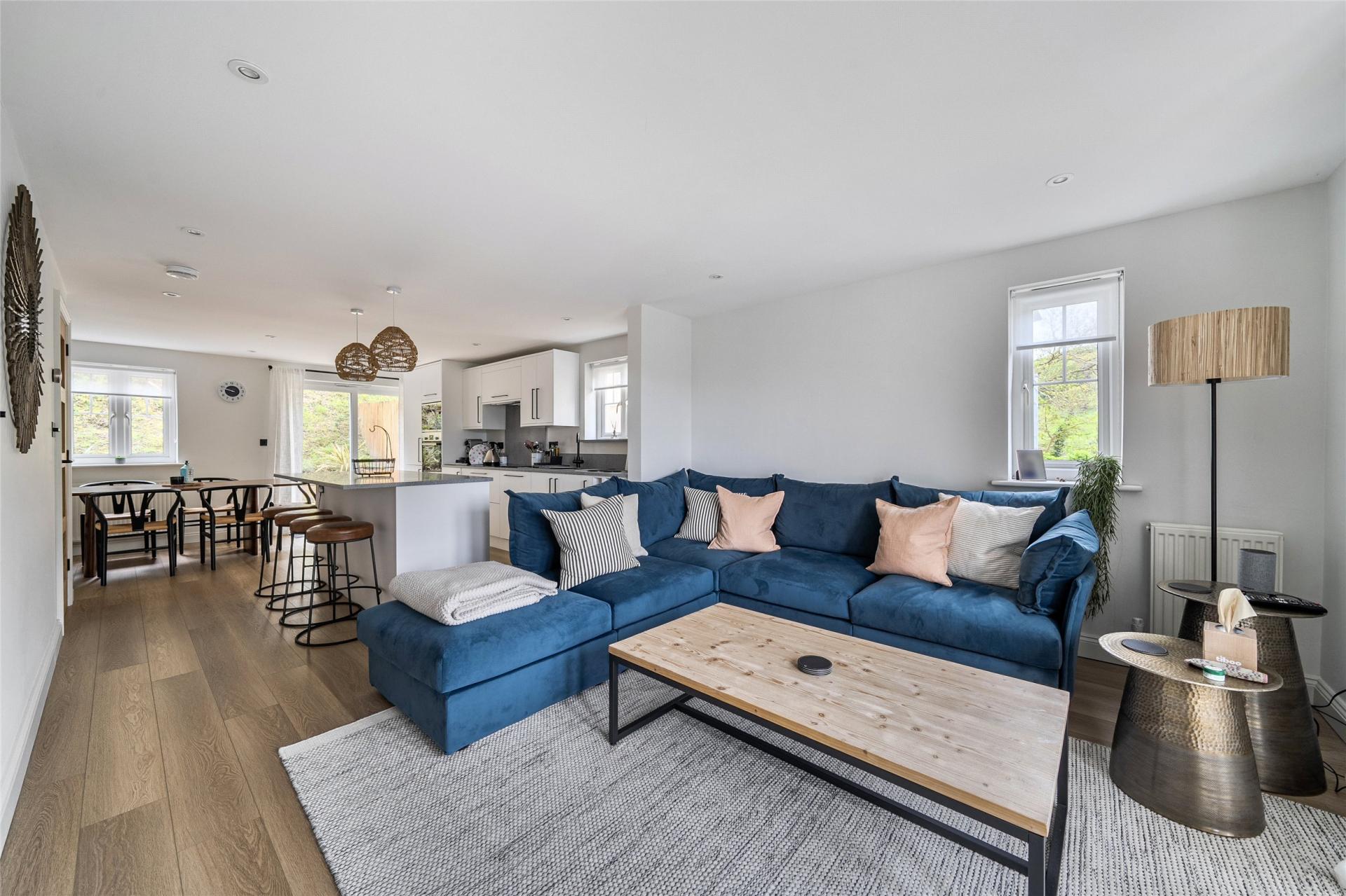 property-img
