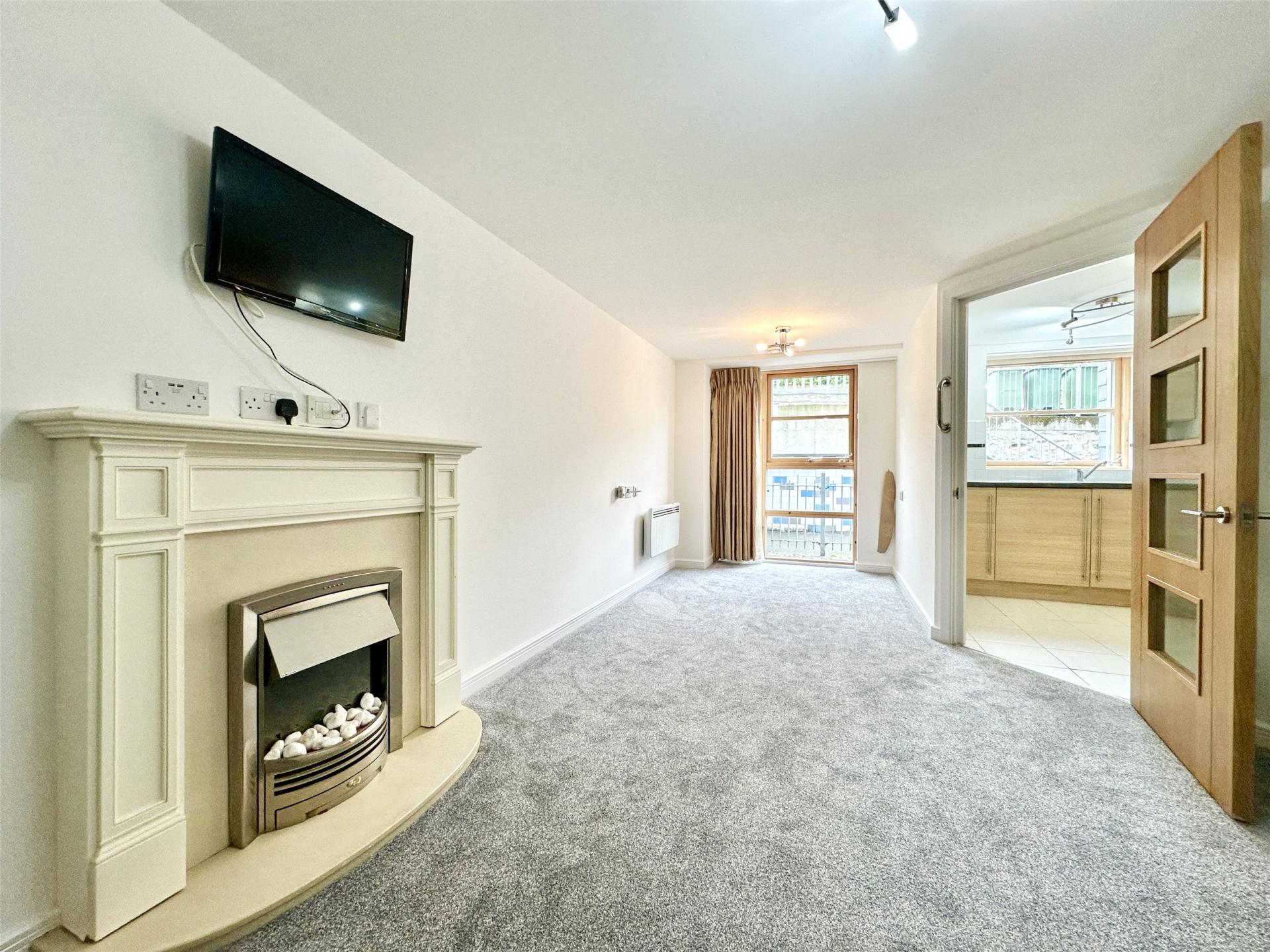property-img