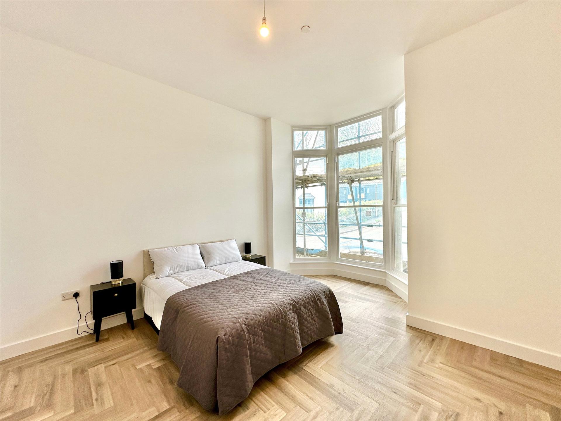 property-img