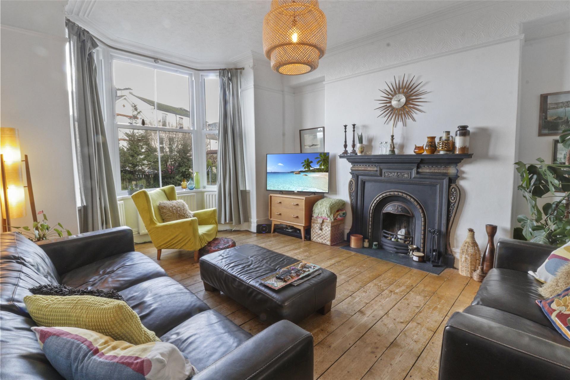 property-img