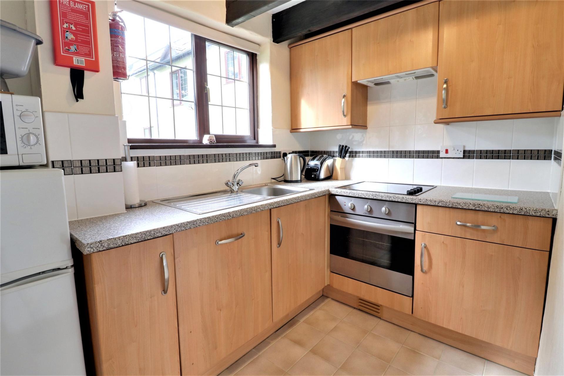 property-img