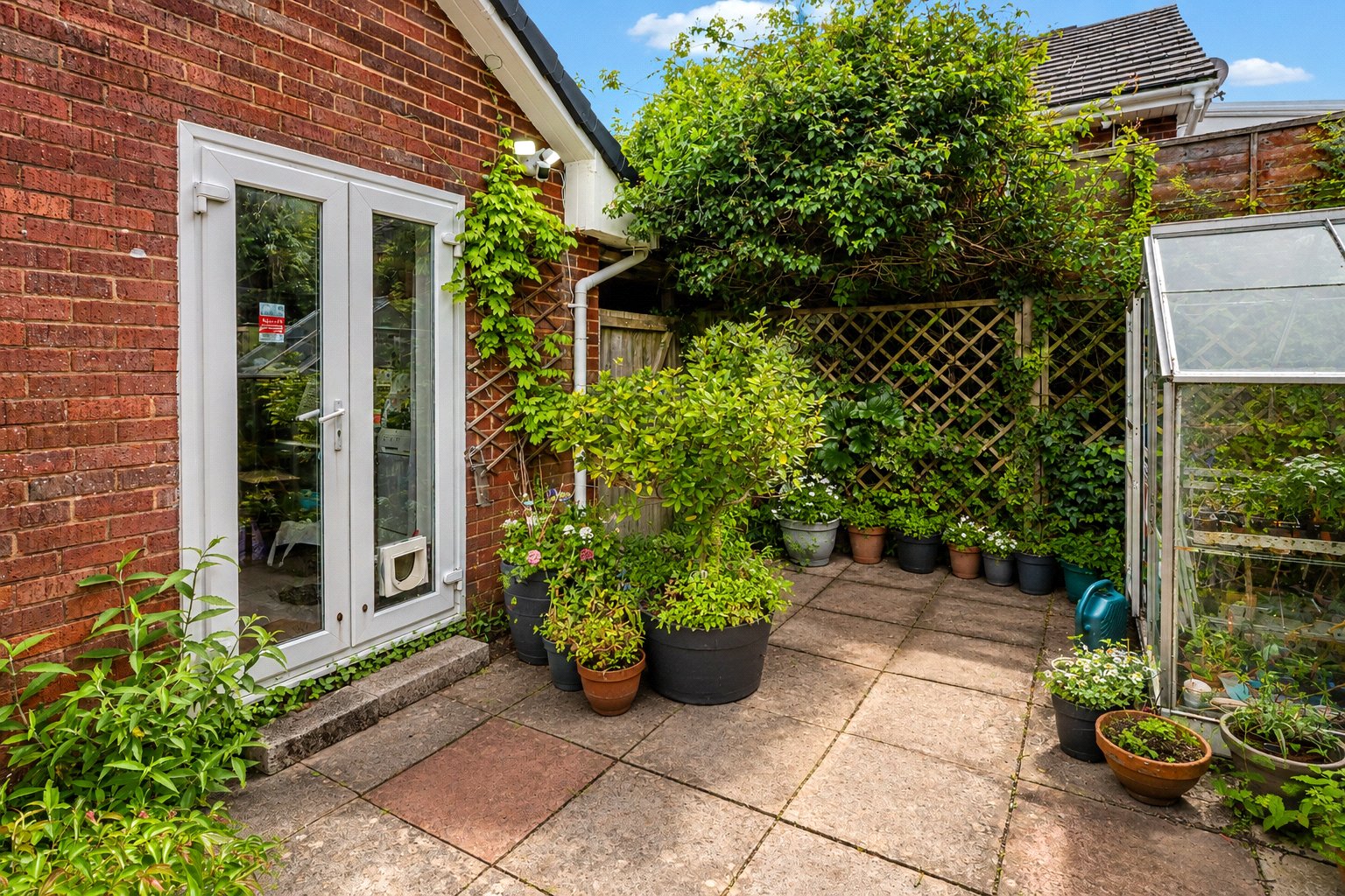 property-img