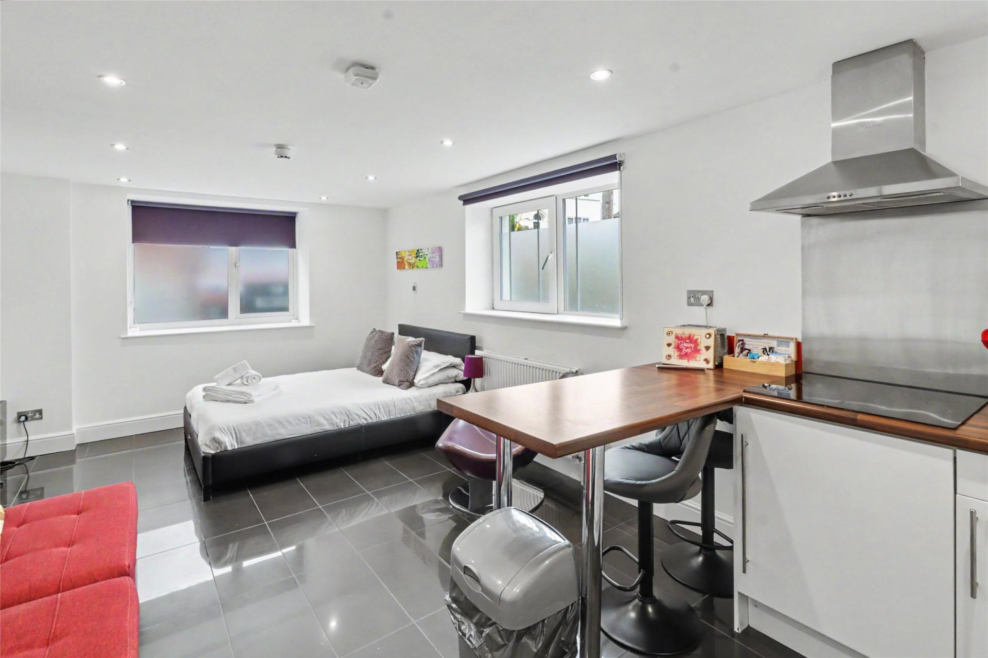 property-img