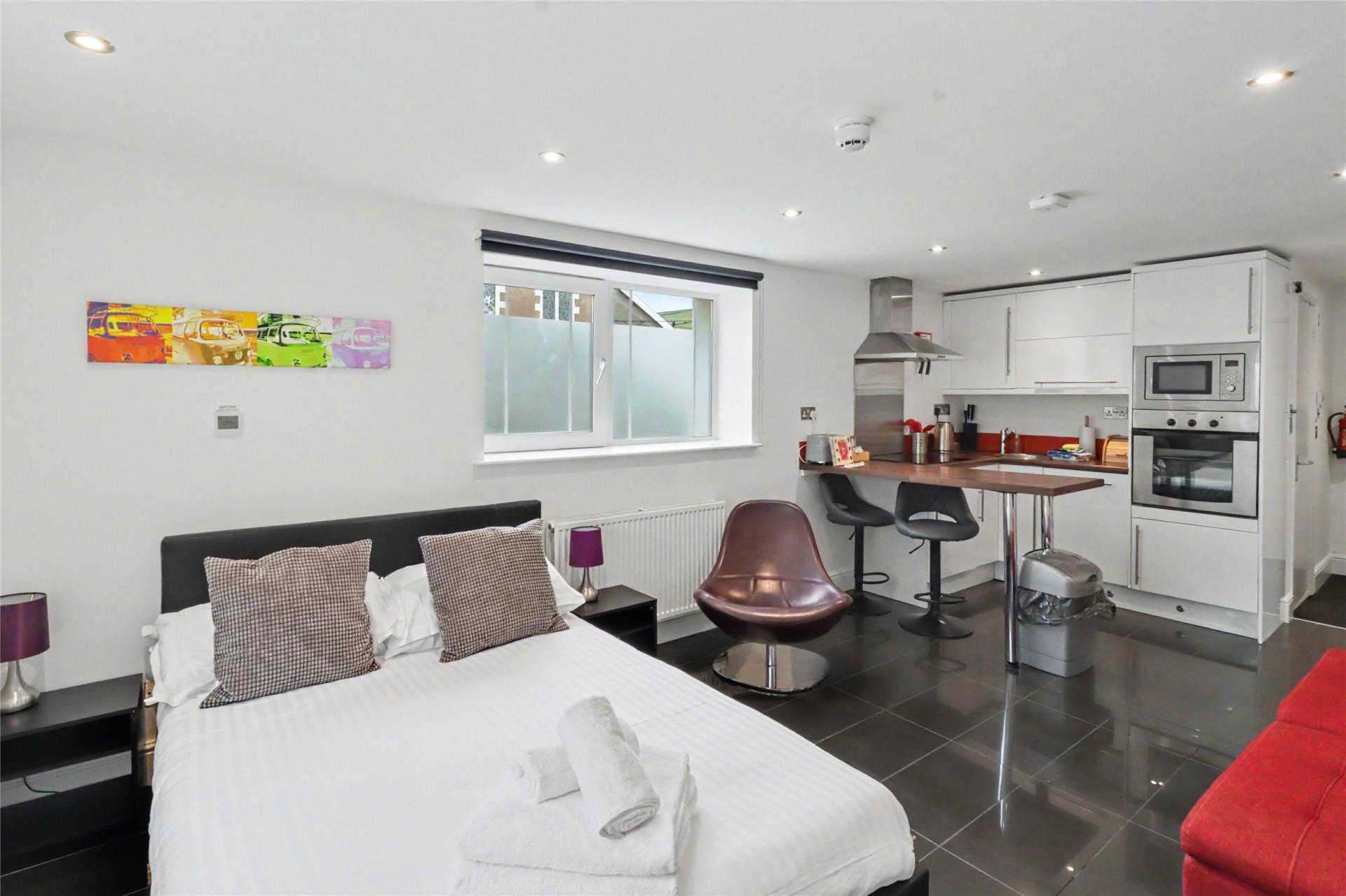 property-img