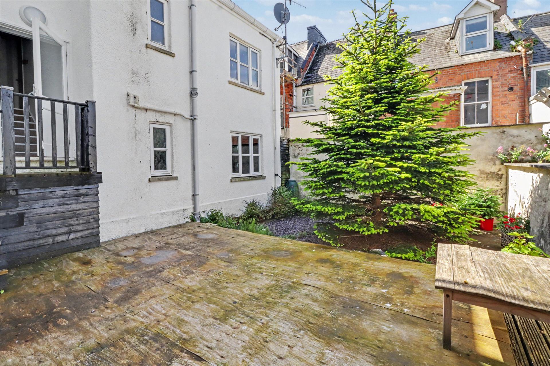 property-img