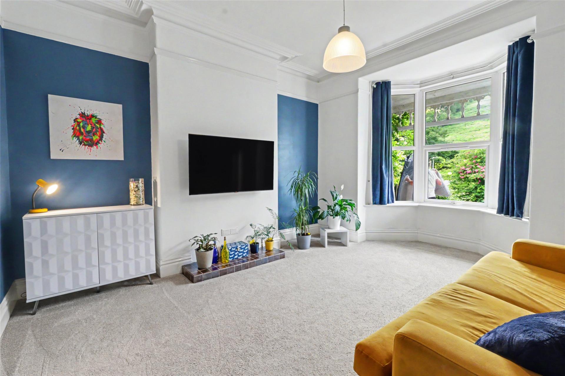 property-img