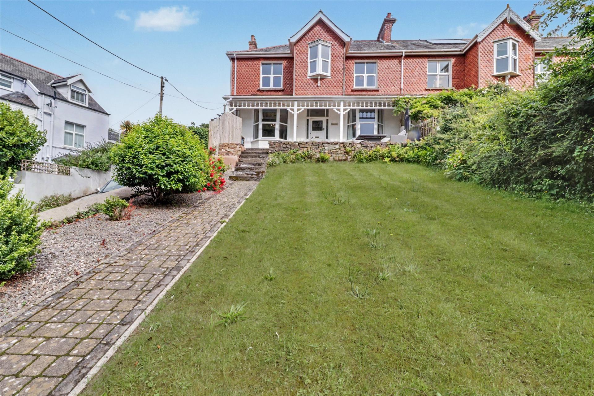 property-img