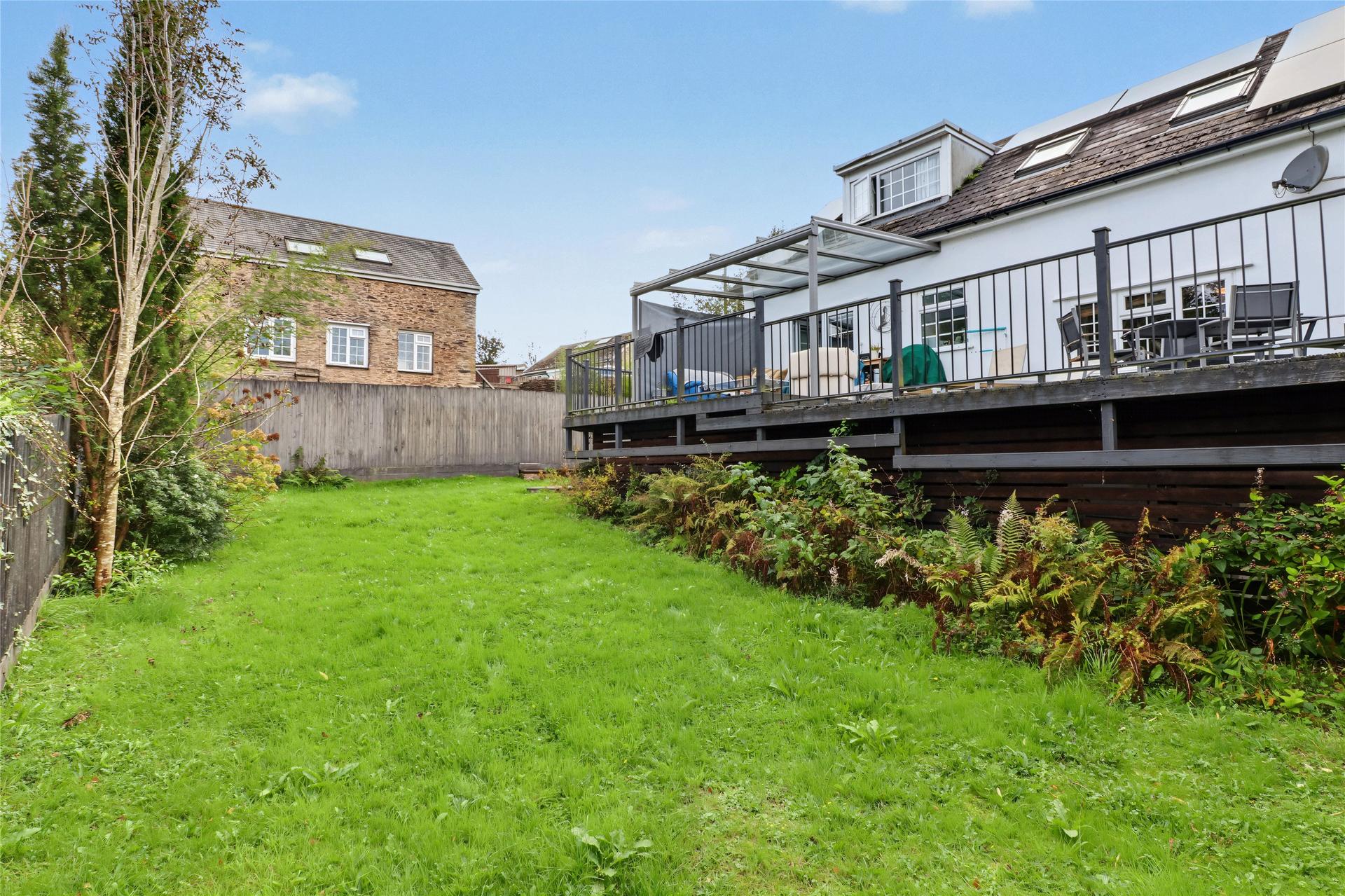 property-img
