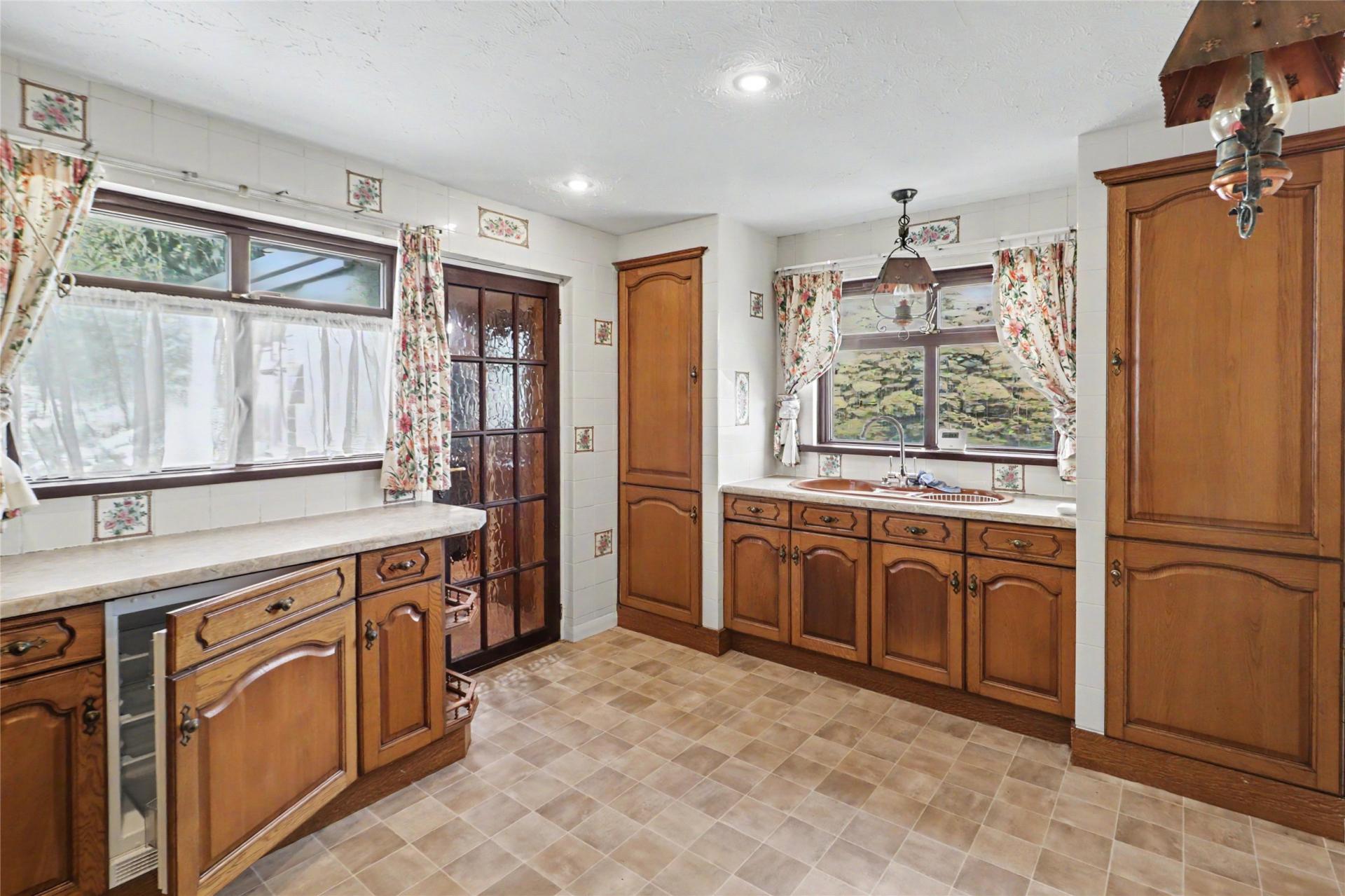 property-img