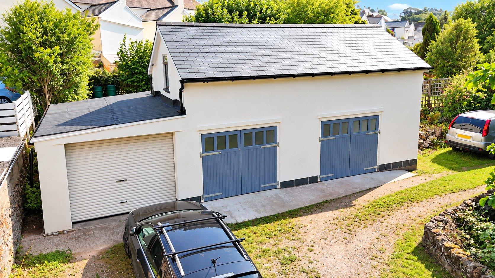 property-img