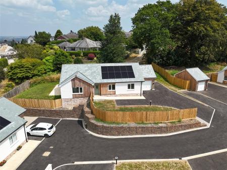 Dunheved Gardens, Launceston, Cornwall, PL15 - Webbers
