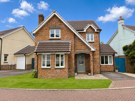 Goldfinch Close, Launceston, Cornwall, PL15 - Webbers