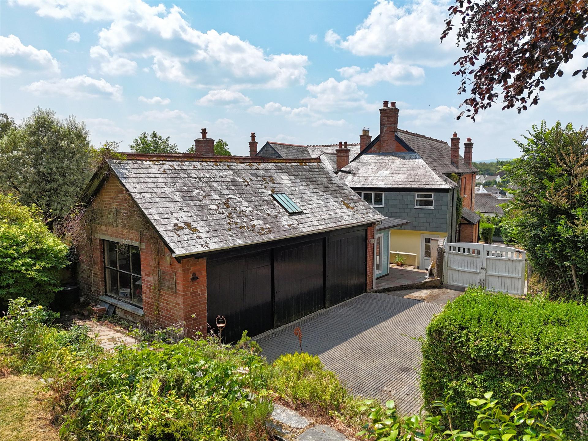 property-img