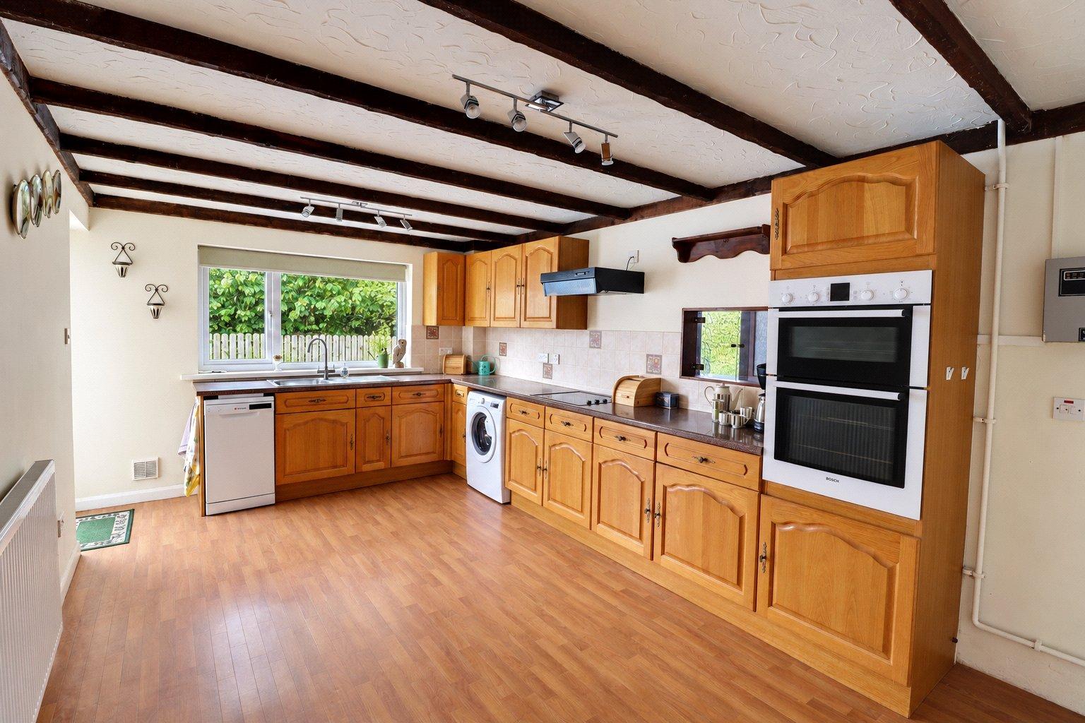 property-img