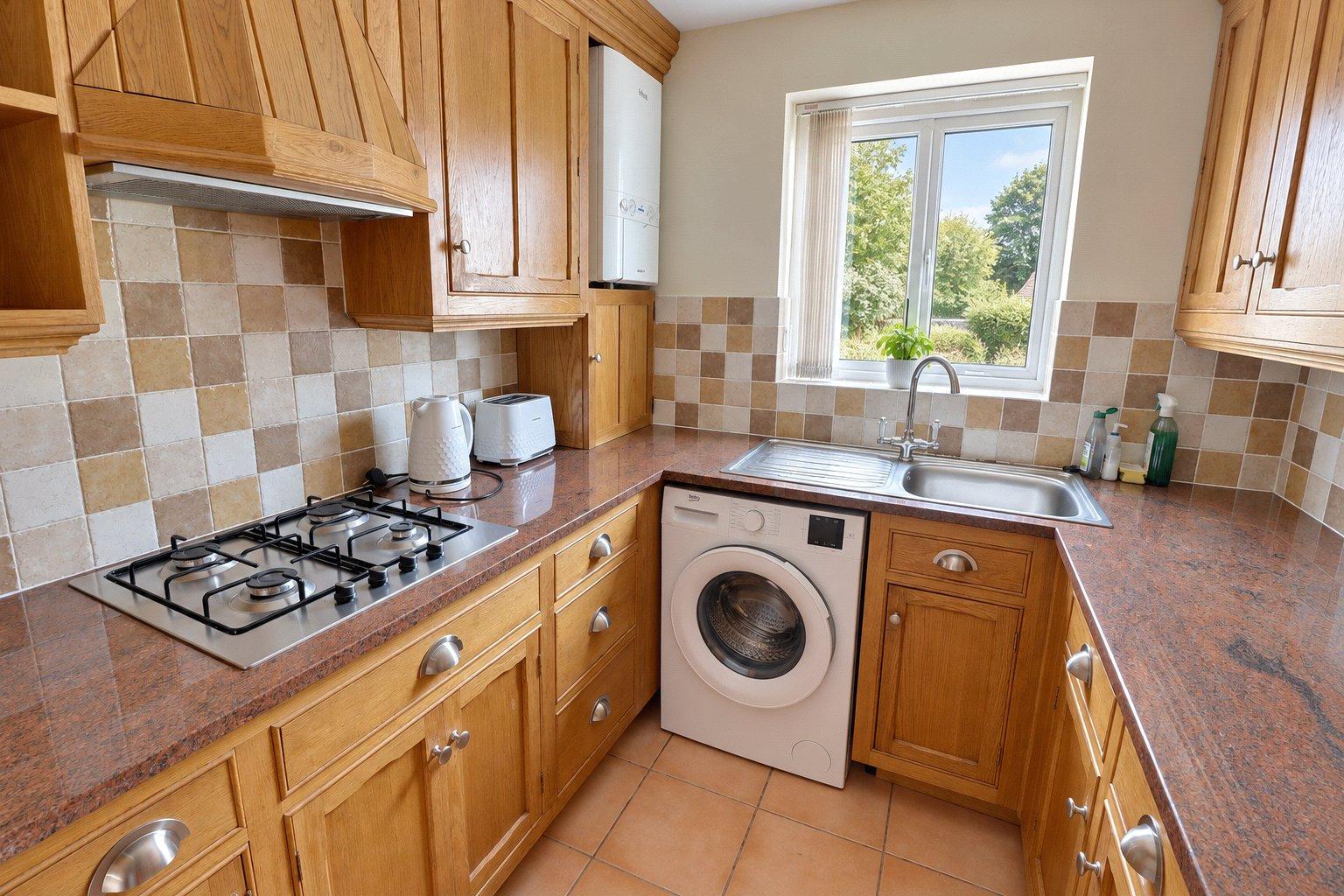 property-img