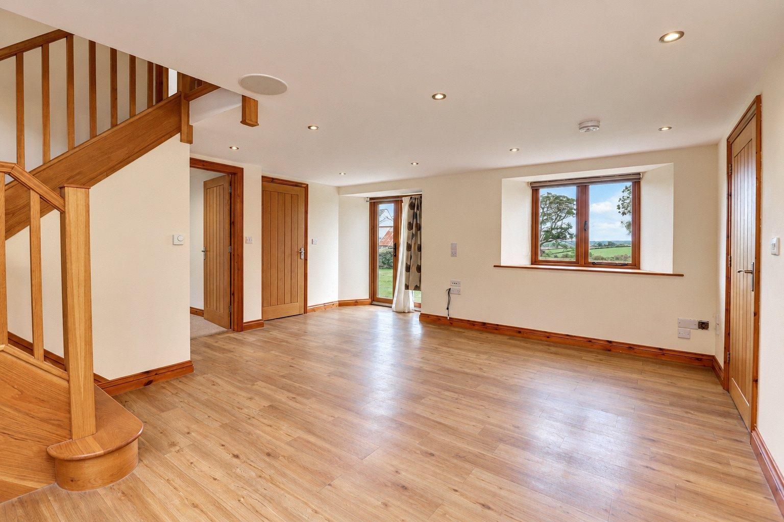 property-img