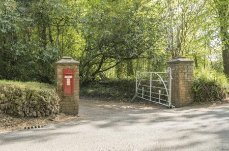 1282076-96-68261f...