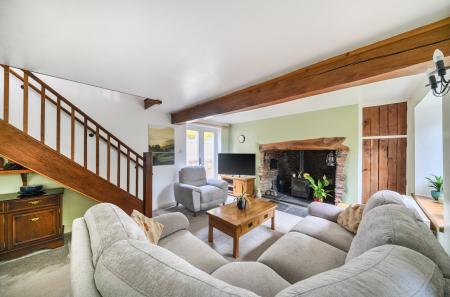 1299272-13-683713...