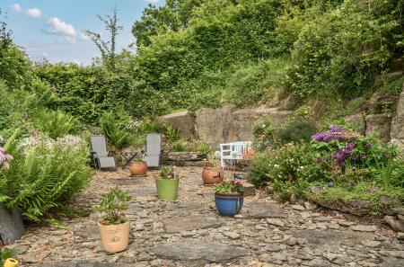 1299272-7-6837109...