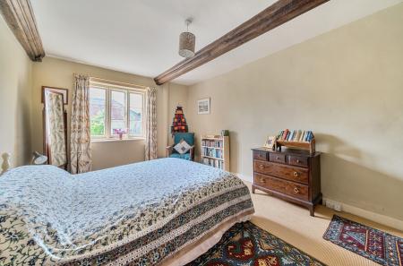 1298578-37-683f42...