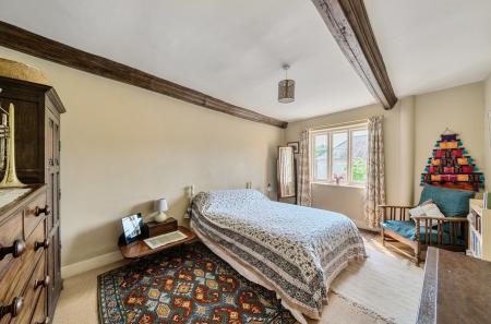 1298578-34-683f42...