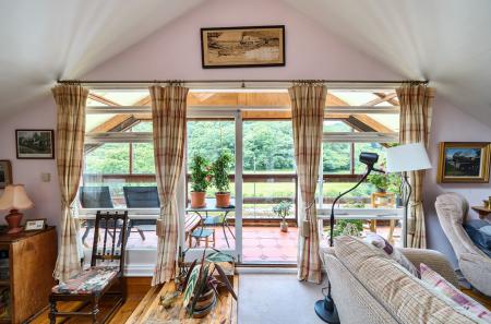 1330551-1-688a604...