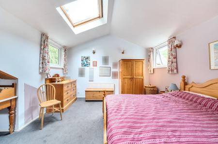 1330551-24-688a63...