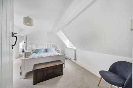 1346509-2-68b6fea...